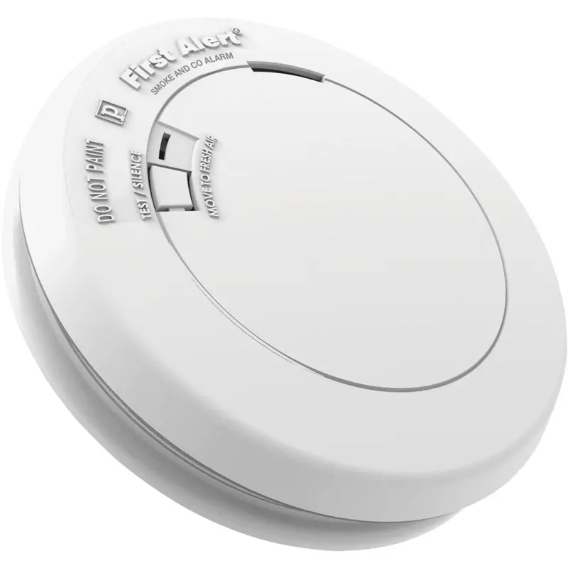First Alert 10-Year Sealed Battery Slim Round Alarm – Dual-Sensor (Photoelectric + Electrochemical) for Smoke and CO