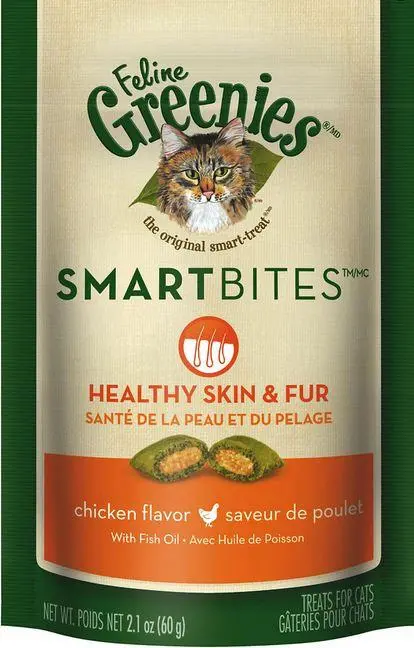 Greenies Smartbites Skin & Fur Cat Treats – Chicken Flavor, Vet-Recommended