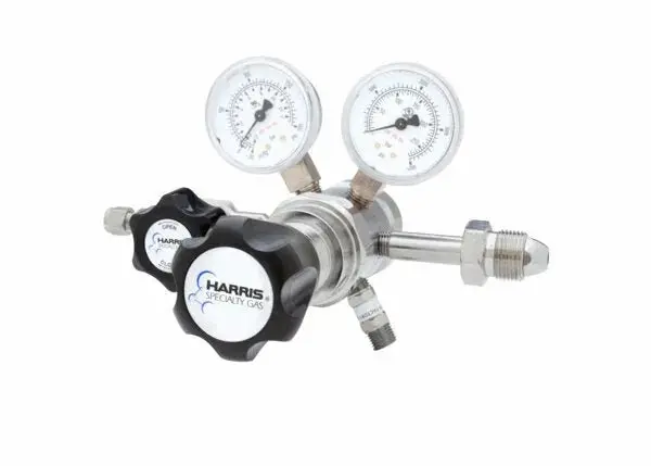 Harris 722C-250-350-E Two-Stage Uhp Brass Regulator For Precision Applications 1
